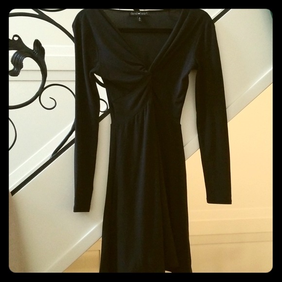 simple long sleeve black dress